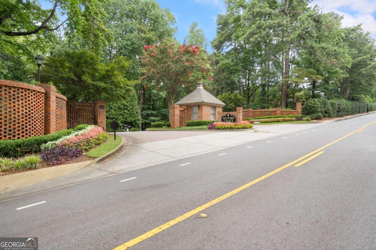 326 The Chace Sandy Springs - Photo 22