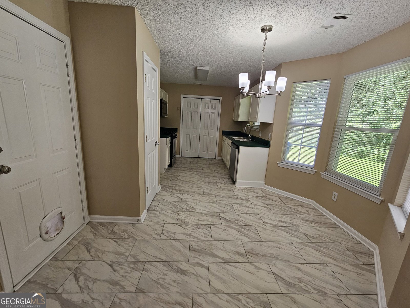 603 Fieldcrest Drive McDonough - Photo 6