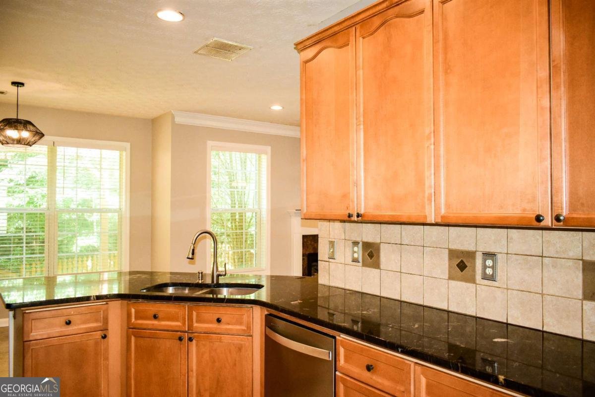 3040 Goldmist Drive Buford - Photo 12