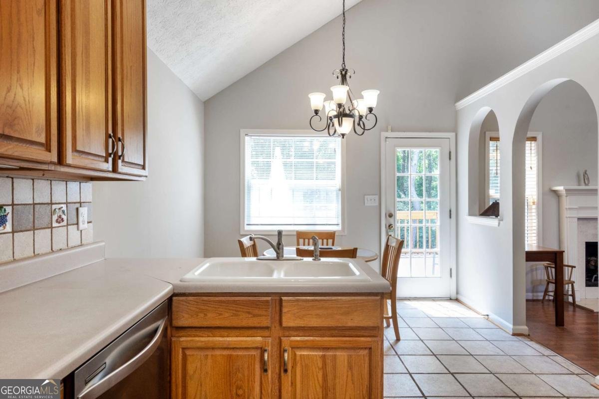 1020 Dalby Way Austell - Photo 10