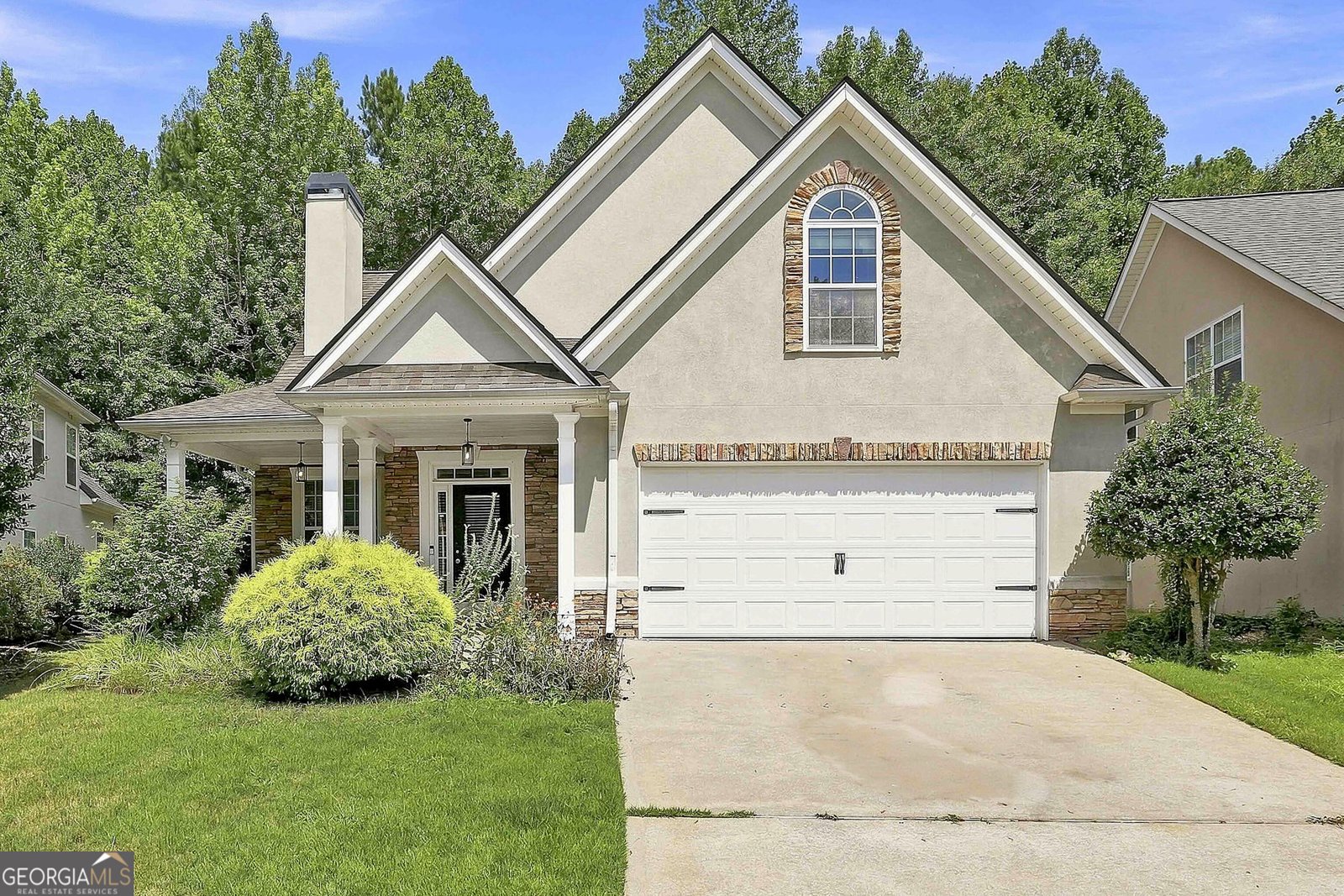 10 Fenway Court Newnan - main photo