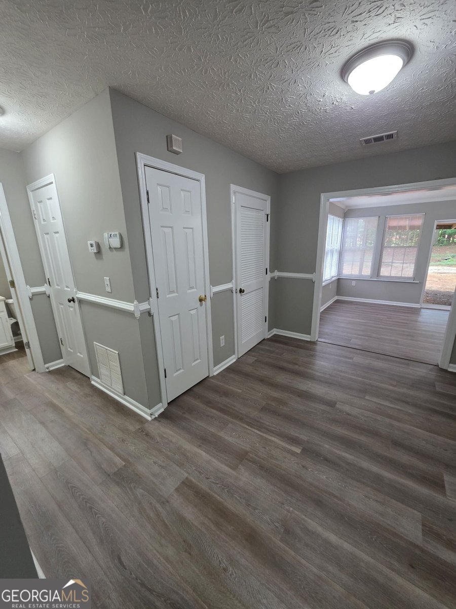 1311 Hickory Ridge Trail Auburn - Photo 6