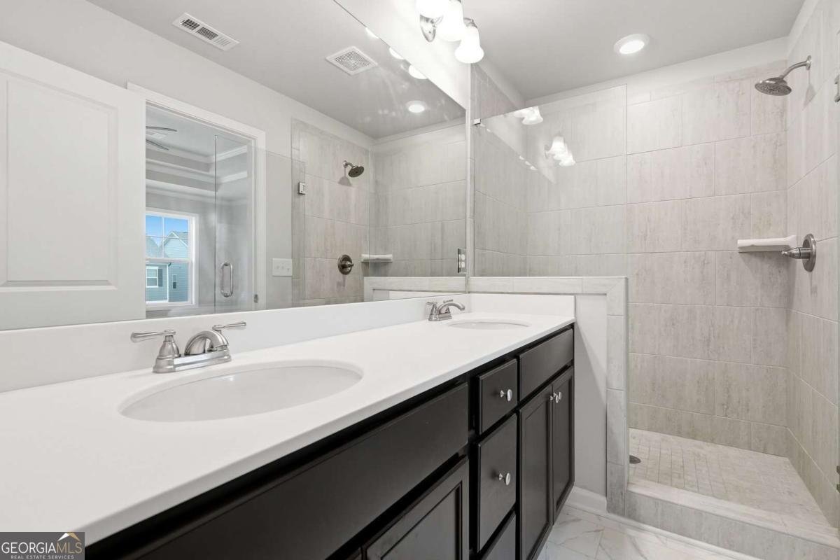 5350 Fox Den Road Oakwood - Photo 16