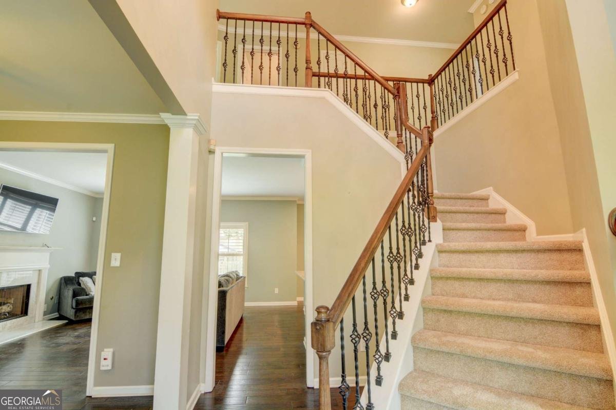 2640 Gentry Walk Court Cumming - Photo 8