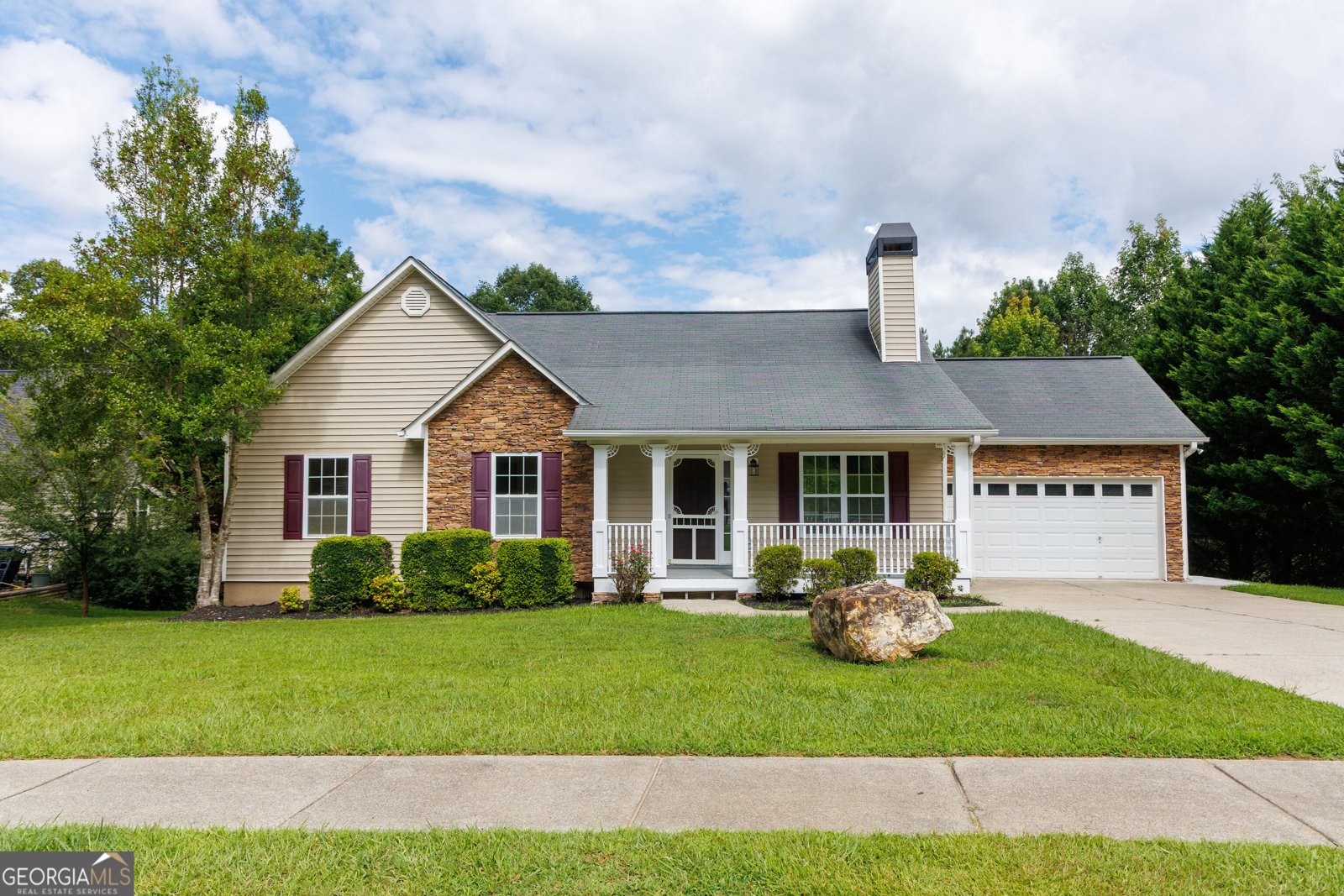 23 Knight Drive Adairsville - main photo