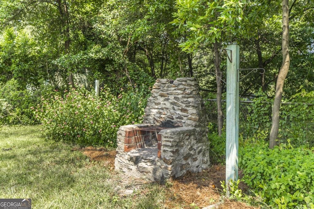 2235 Elmridge Drive Macon - Photo 32