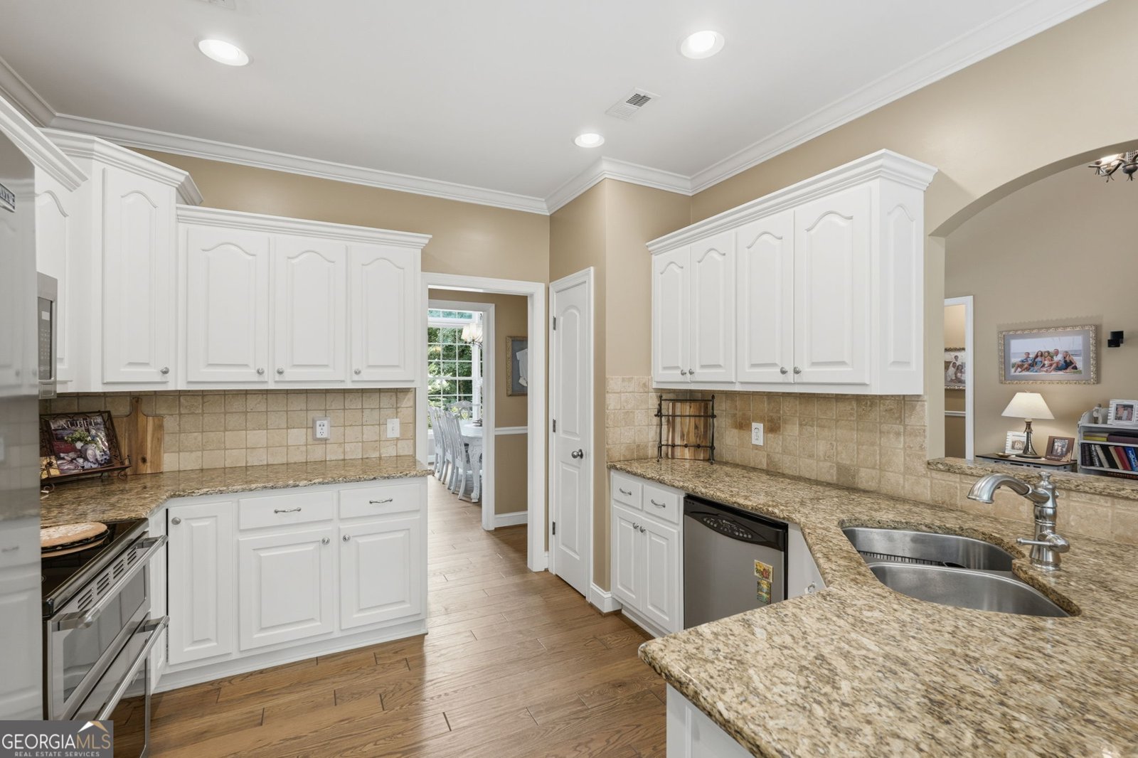 8665 Bay Drive Gainesville - Photo 17