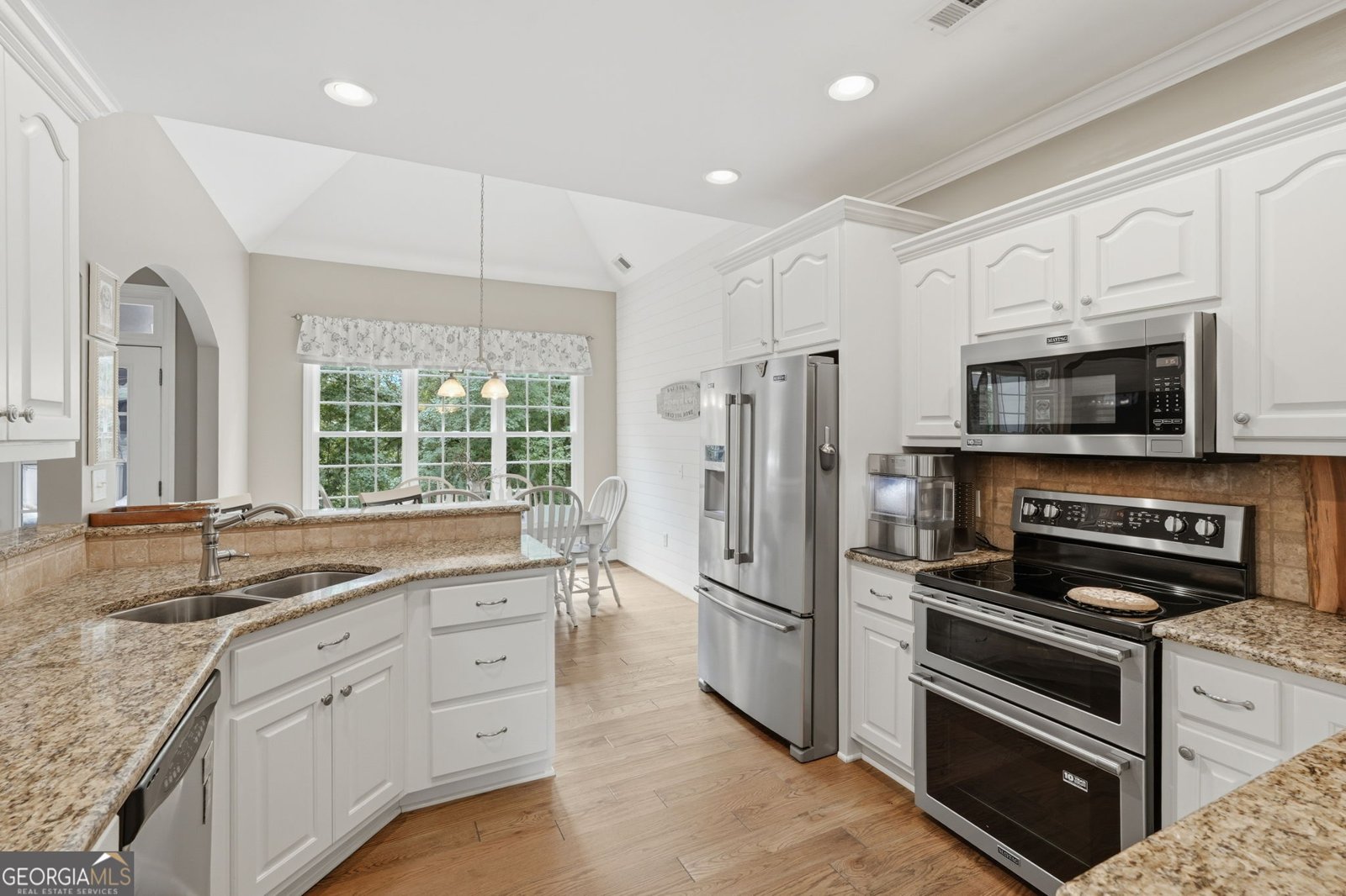 8665 Bay Drive Gainesville - Photo 20