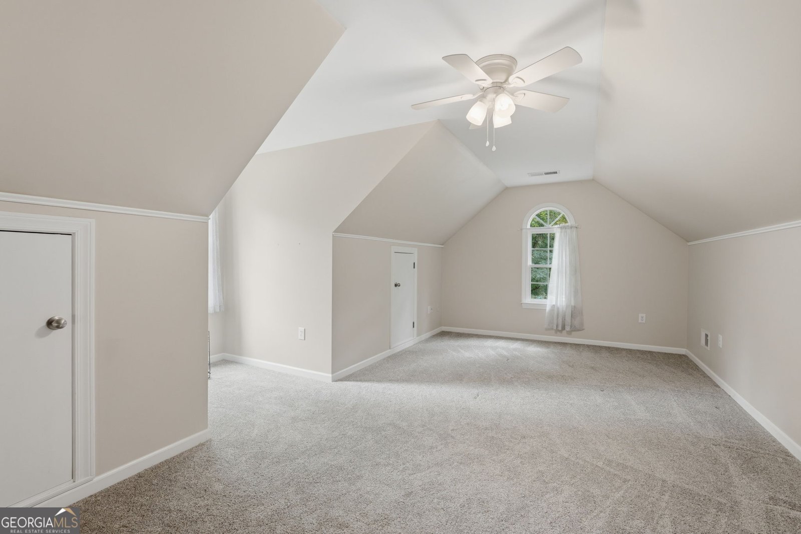 8665 Bay Drive Gainesville - Photo 33