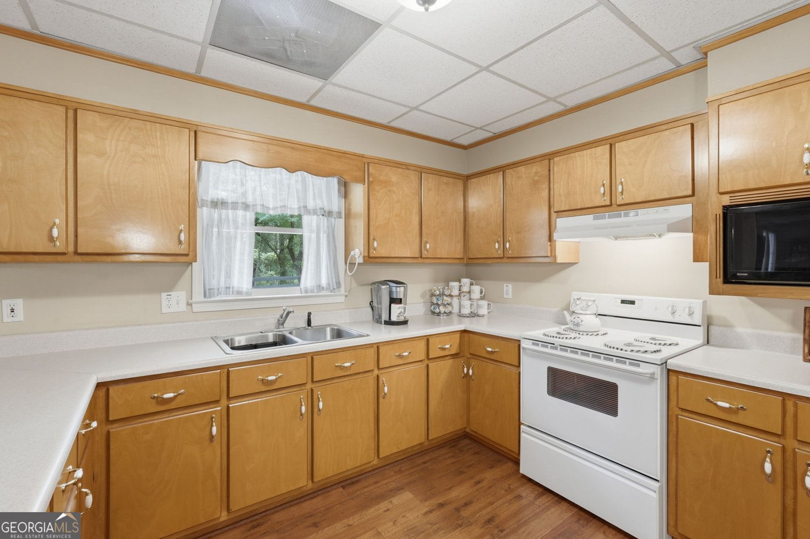 8665 Bay Drive Gainesville - Photo 41