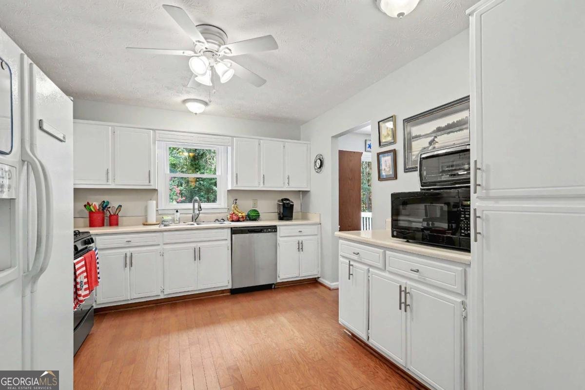 4155 Stephanie Circle Conyers - Photo 10
