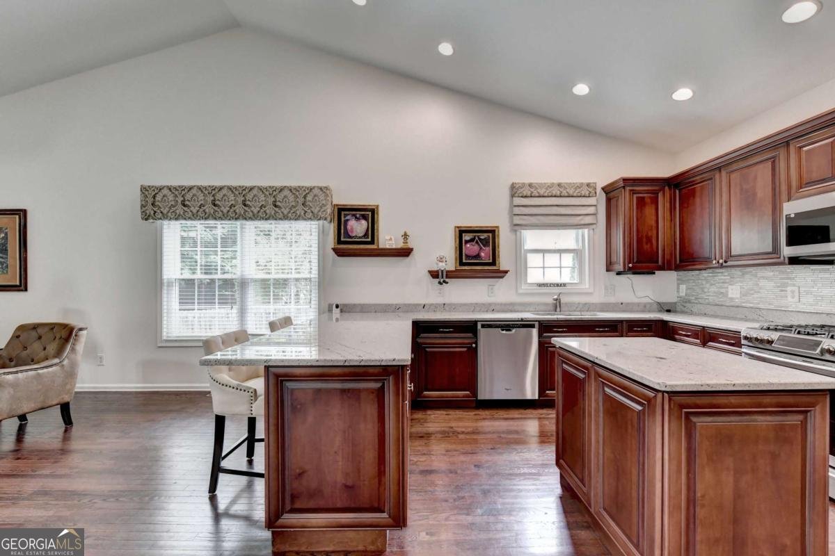 3781 Devenwood Way Buford - Photo 12