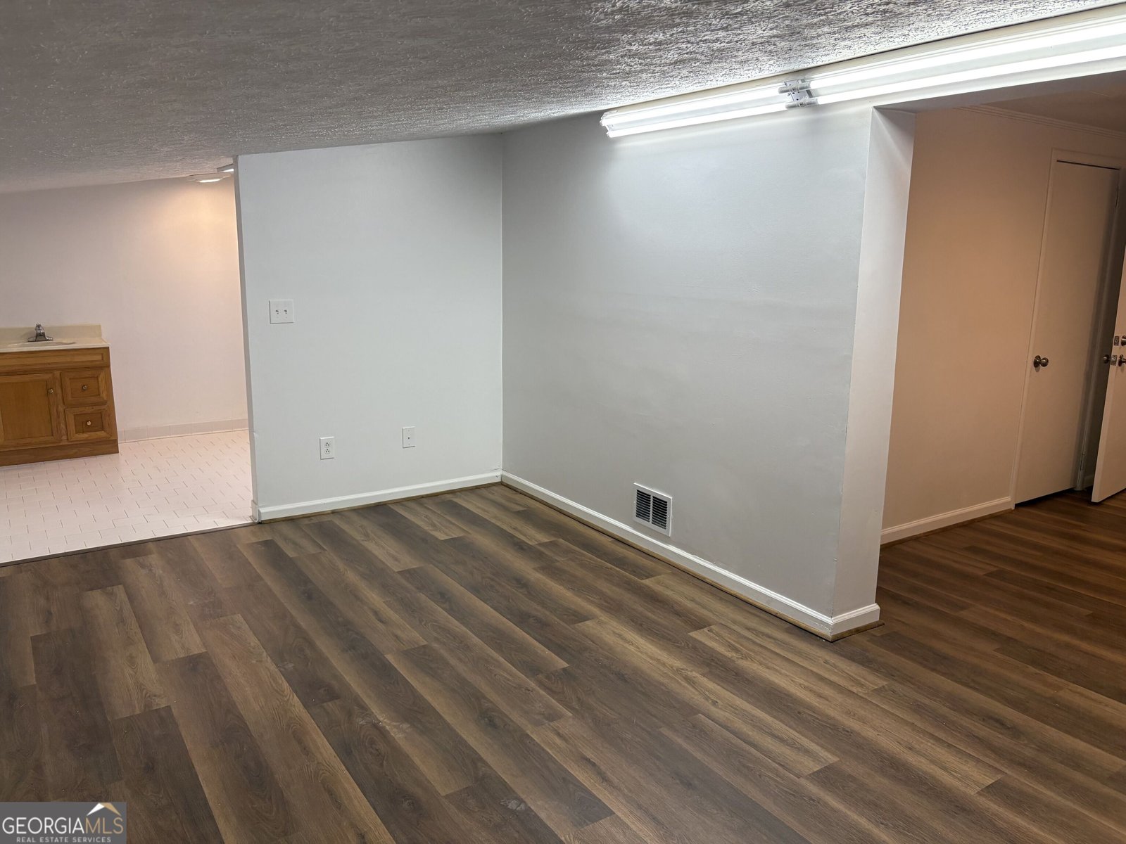 222 Hobbins Drive Dublin - Photo 15