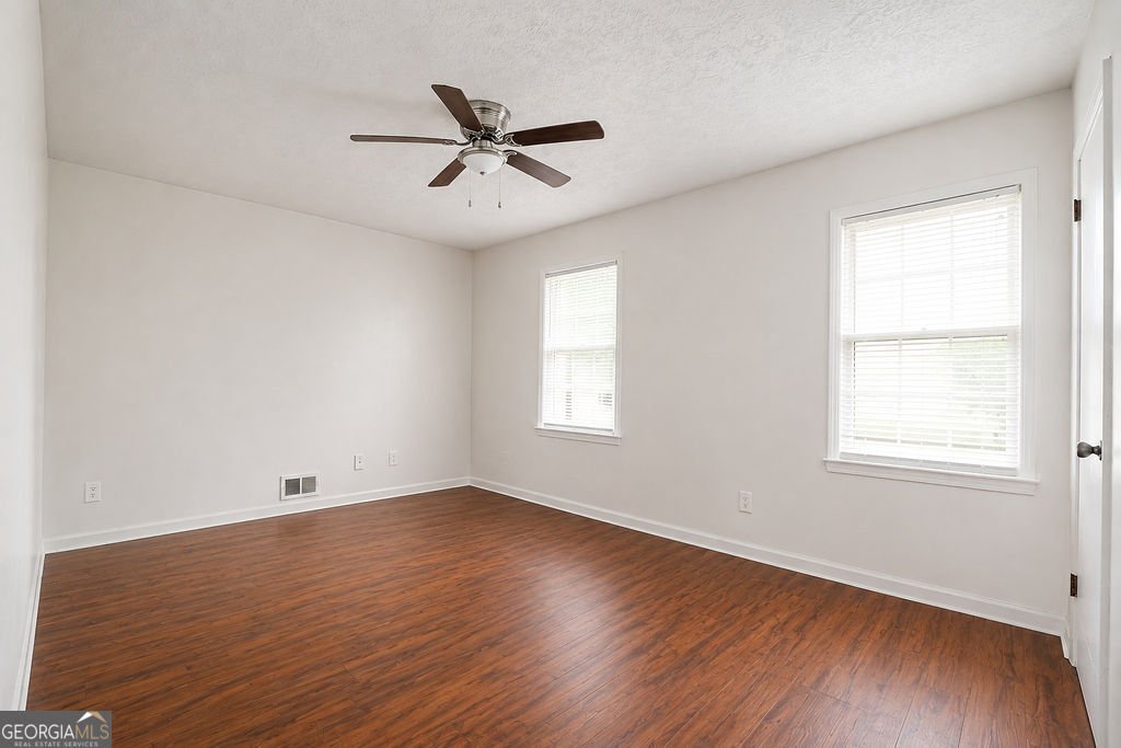 970 Woodbridge Drive Conyers - Photo 12