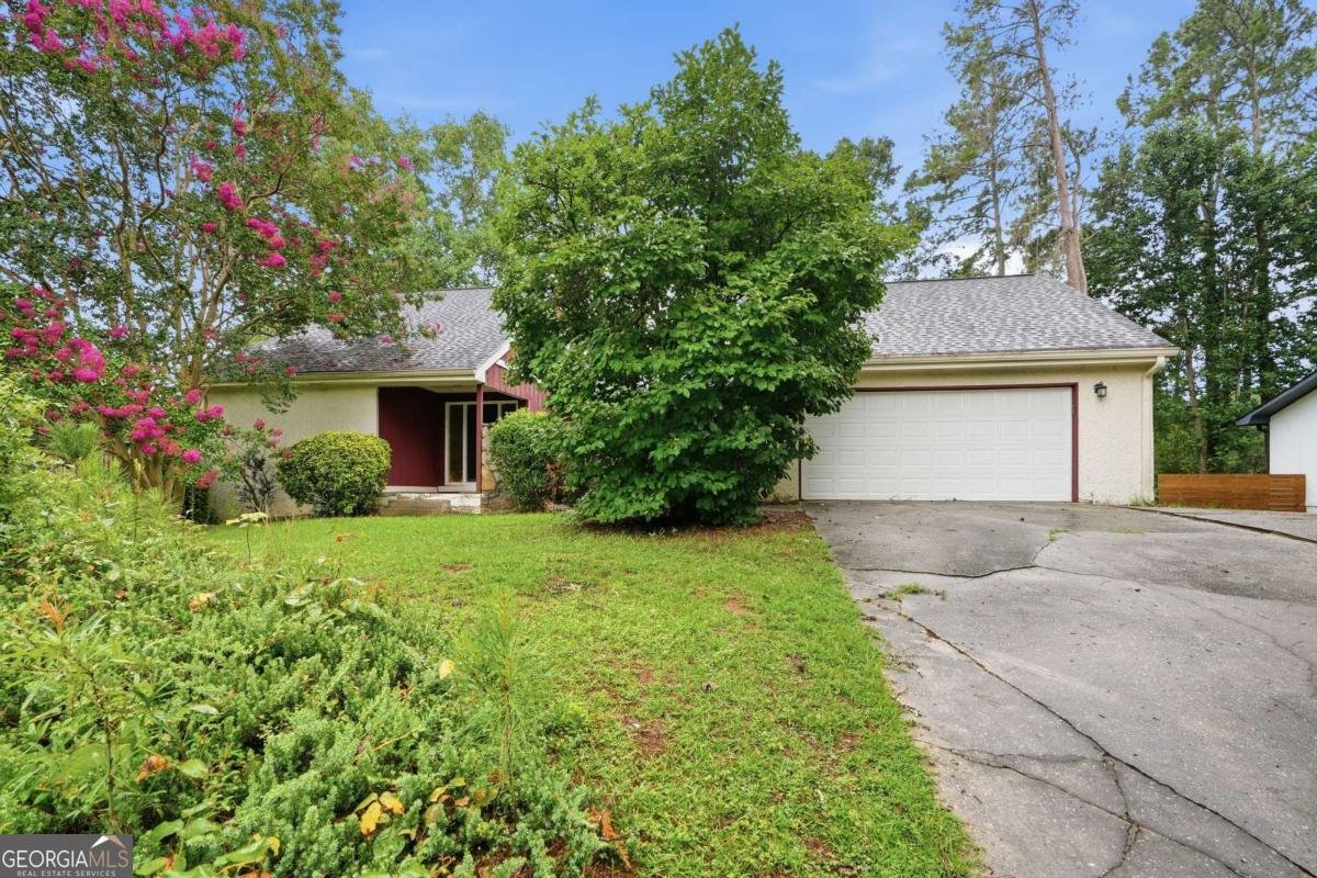 1384 Huntsmen Glen Riverdale - main photo