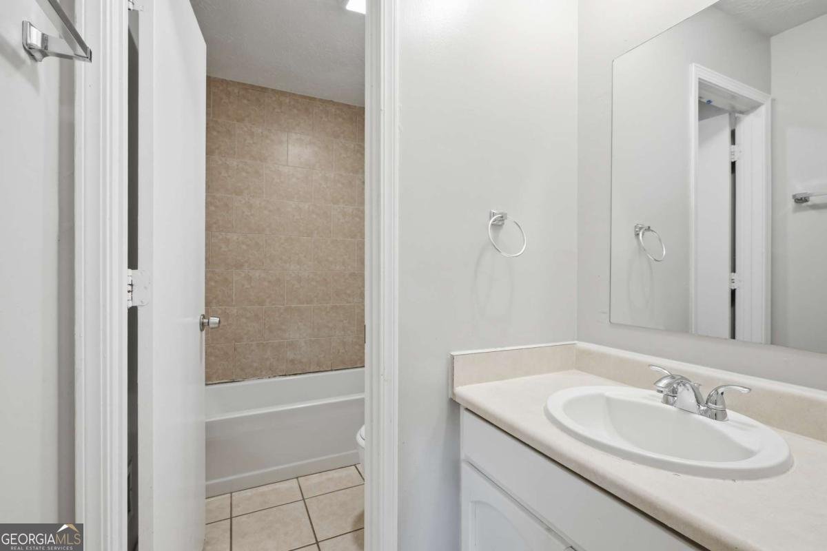 1384 Huntsmen Glen Riverdale - Photo 25