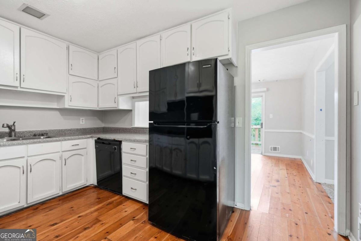 1384 Huntsmen Glen Riverdale - Photo 9