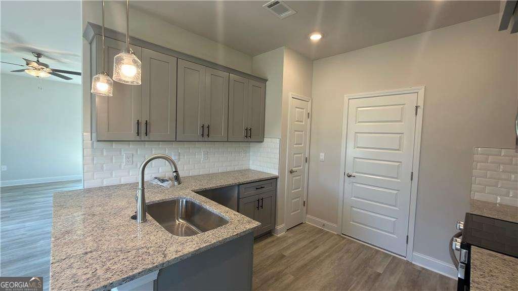 637 Bald Ridge Circle Demorest - Photo 10