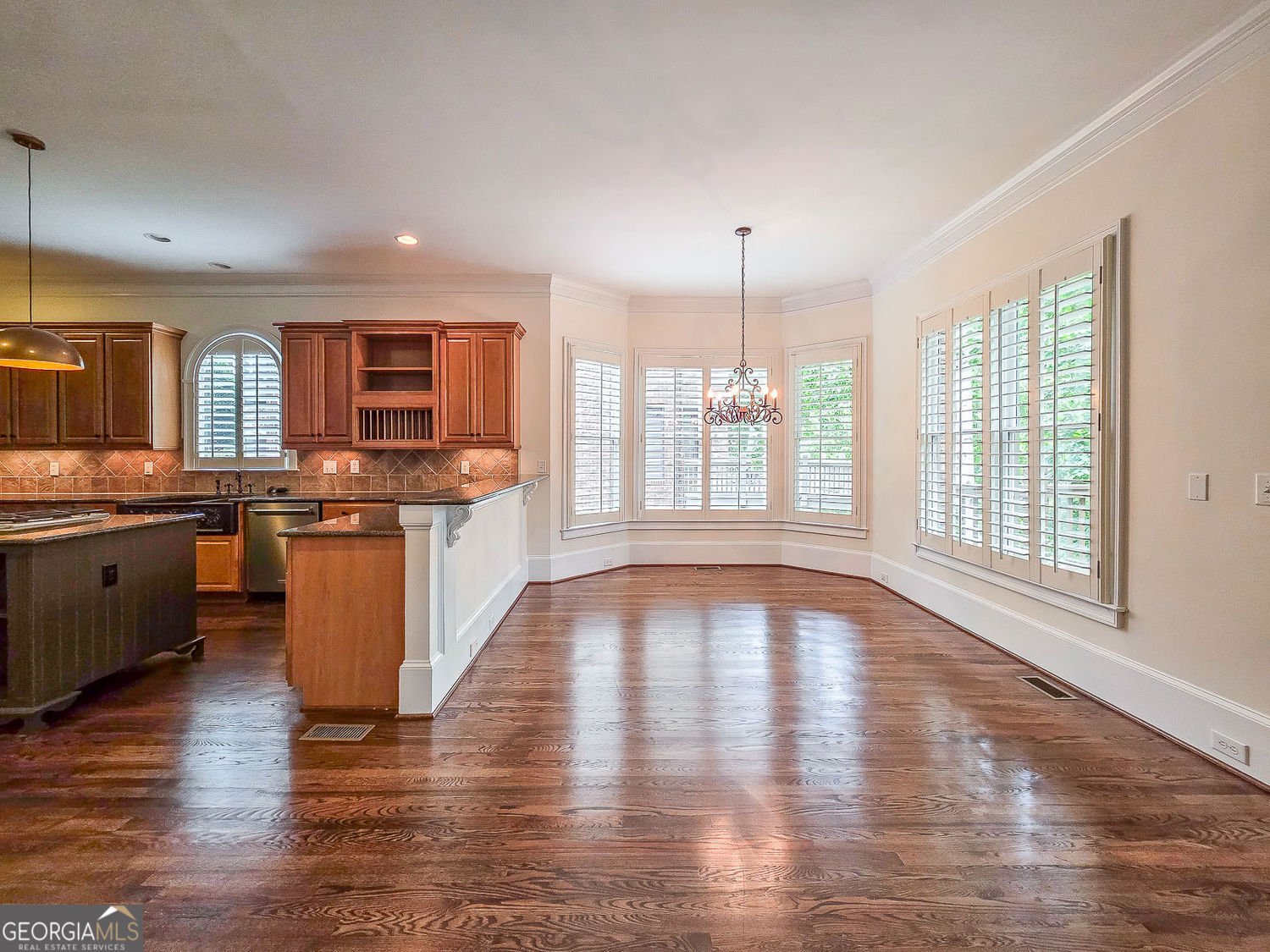 7725 Marsh Court Sandy Springs - Photo 15