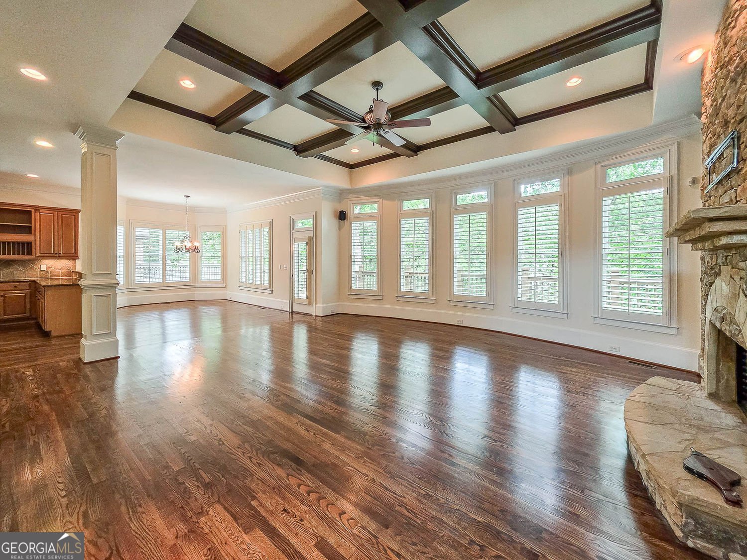 7725 Marsh Court Sandy Springs - Photo 9