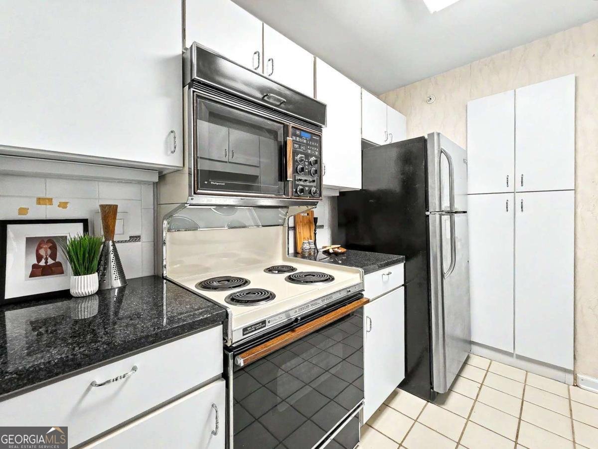 28402 Plantation Drive Atlanta - Photo 10