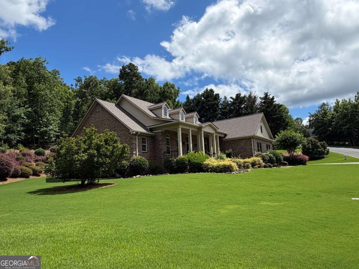 3 Mountain Crest Drive Rome - main photo