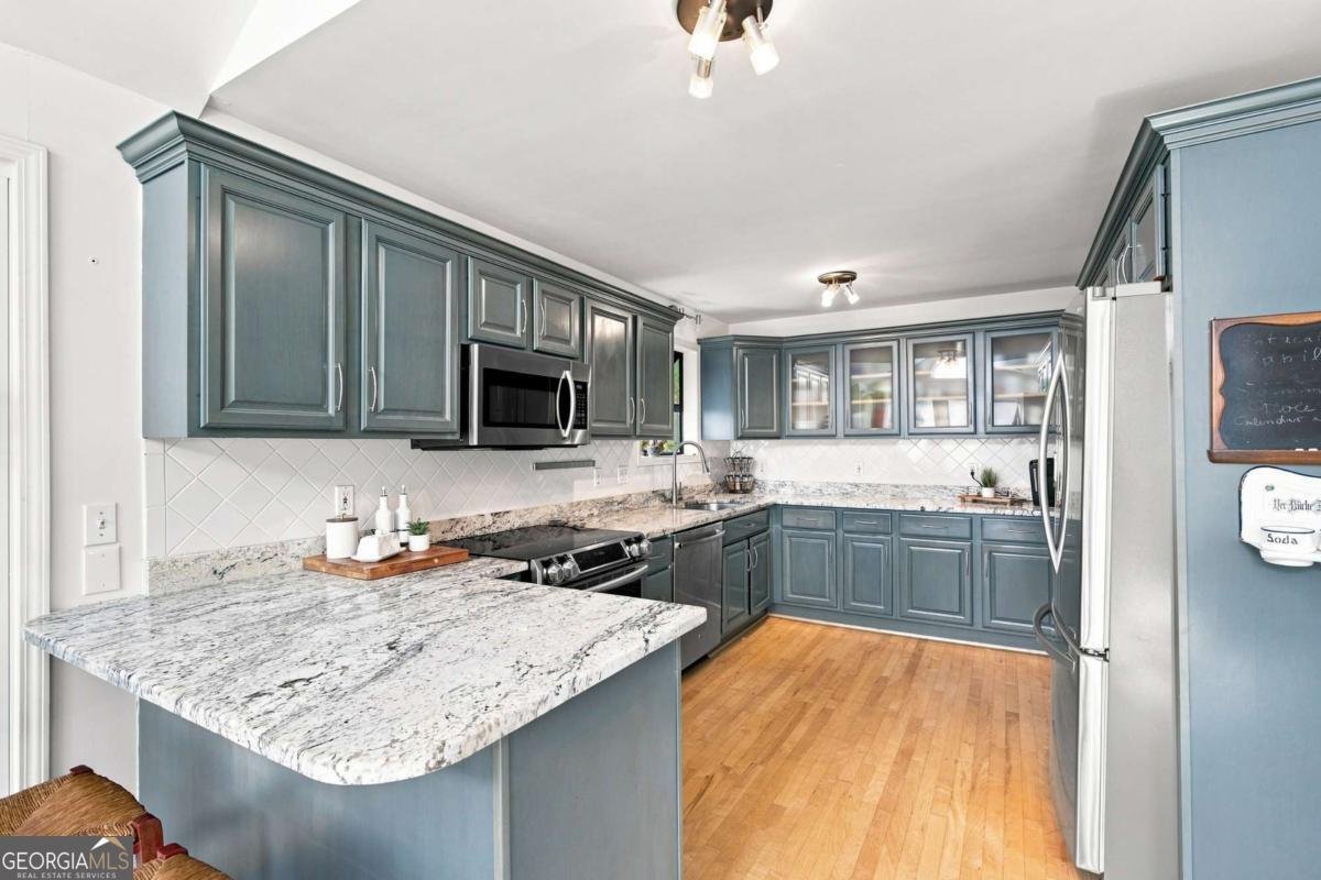 4361 Bishop Lake Road Marietta - Photo 13