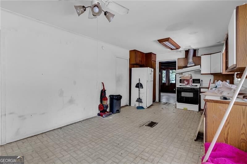 39 Harmony Grove Road Lilburn - Photo 13