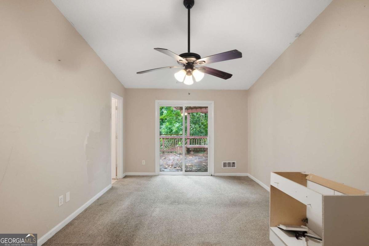 3971 Woodbridge Drive Snellville - Photo 12