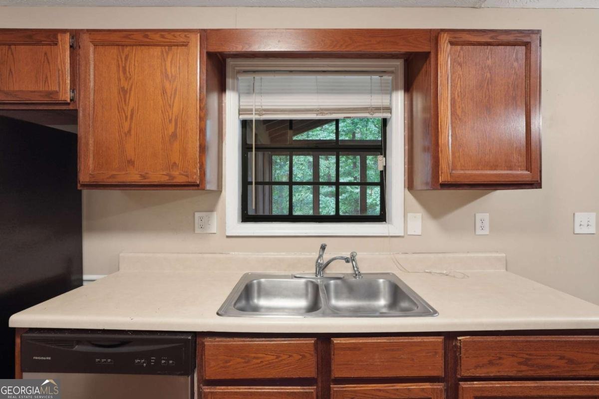 3971 Woodbridge Drive Snellville - Photo 7