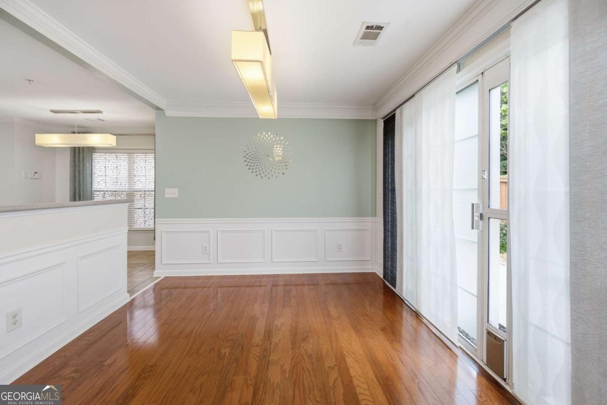 251 Balaban Circle Woodstock - Photo 12