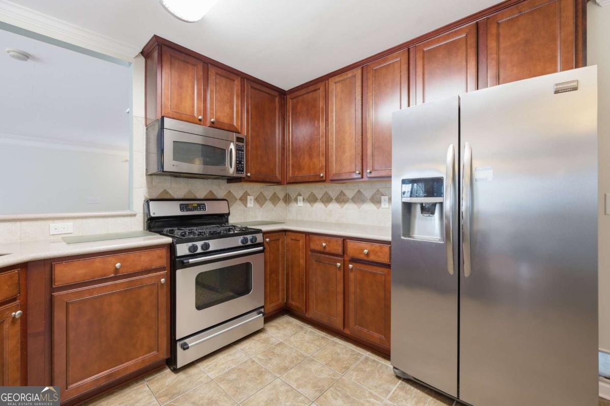 251 Balaban Circle Woodstock - Photo 9