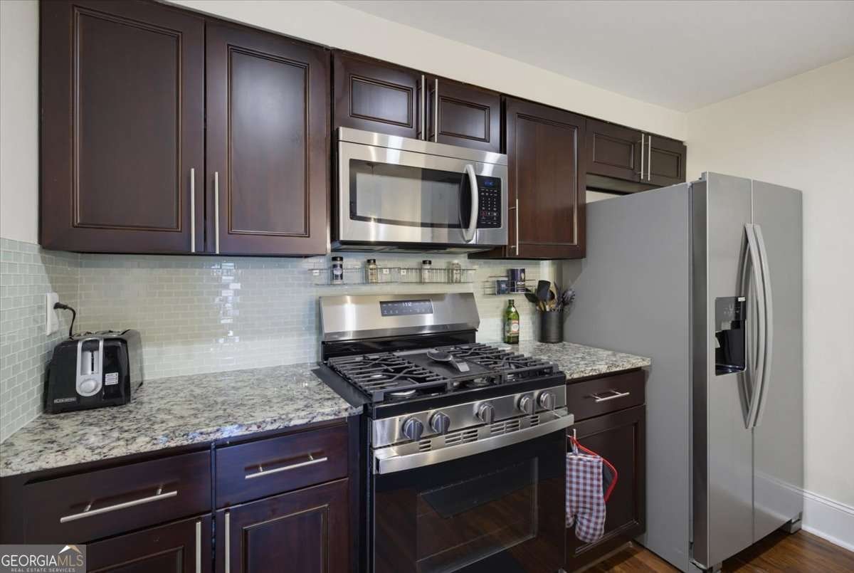 1366 Keys Lake Drive Atlanta - Photo 7