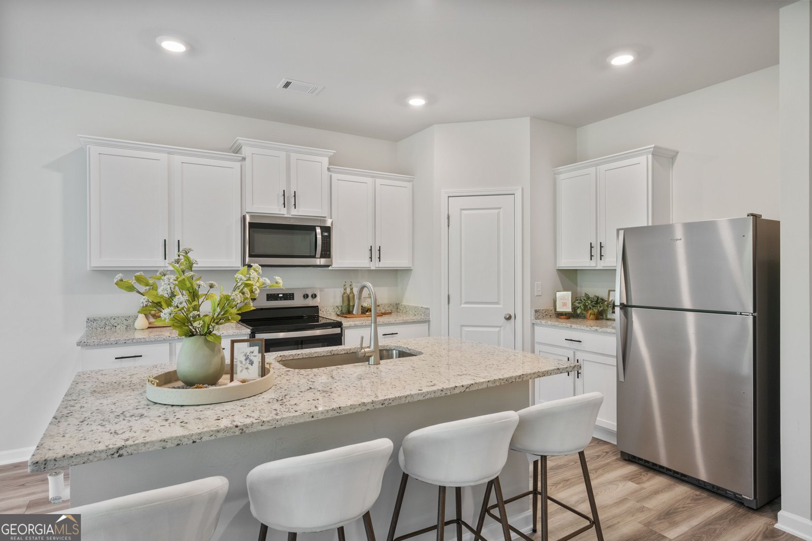3986 Oakwood Terrace Court Oakwood - Photo 10