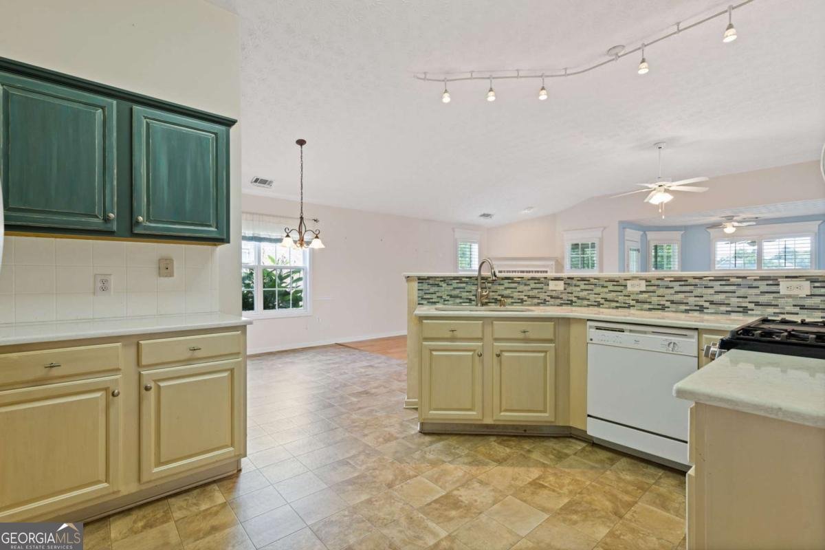 112 Clubhouse Drive Jefferson - Photo 13