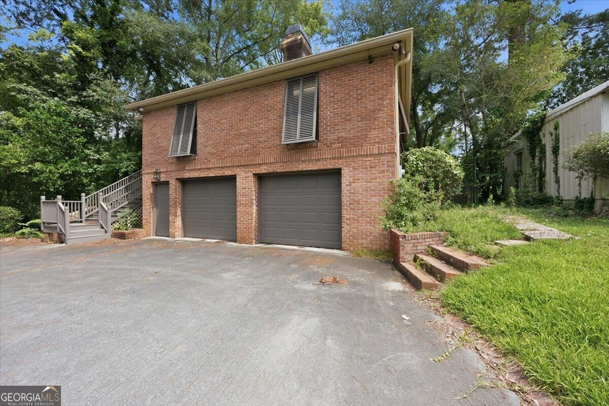 355 Overlook Road Macon - main photo