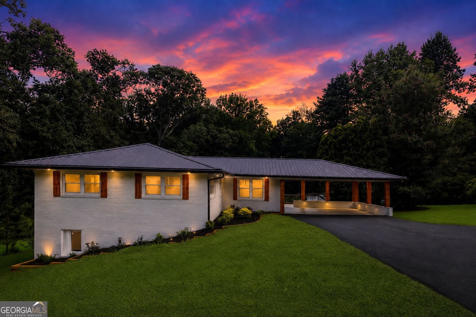 1348 Nebo Road Dallas - main photo