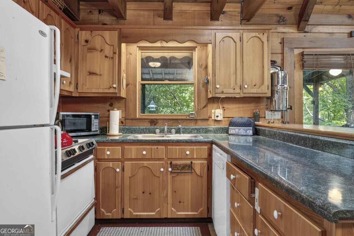 245 Sunrise Valley Road Blue Ridge - Photo 17