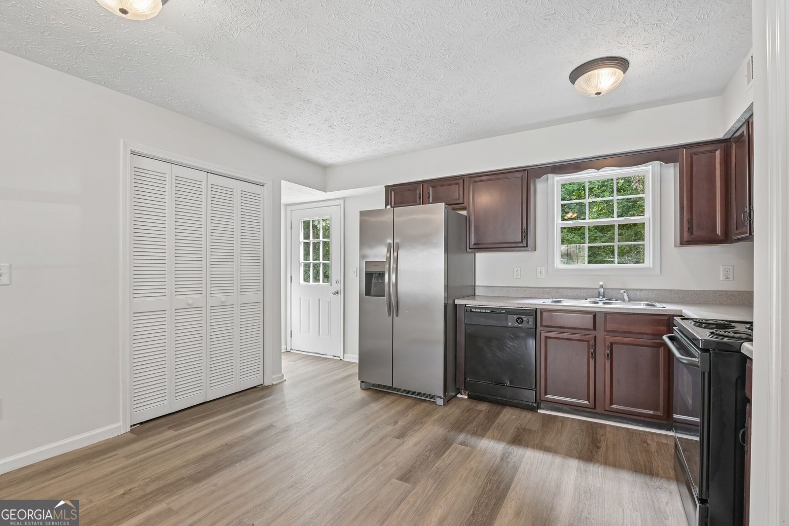 203 Twin Pines Court Dallas - Photo 30