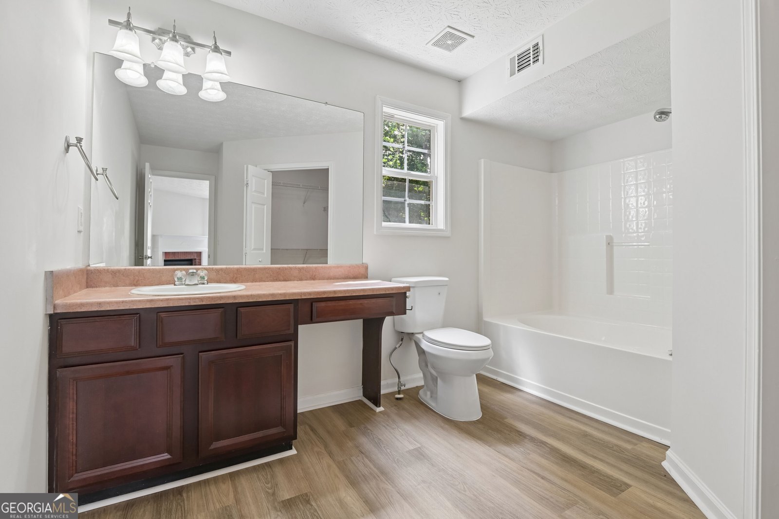 203 Twin Pines Court Dallas - Photo 6