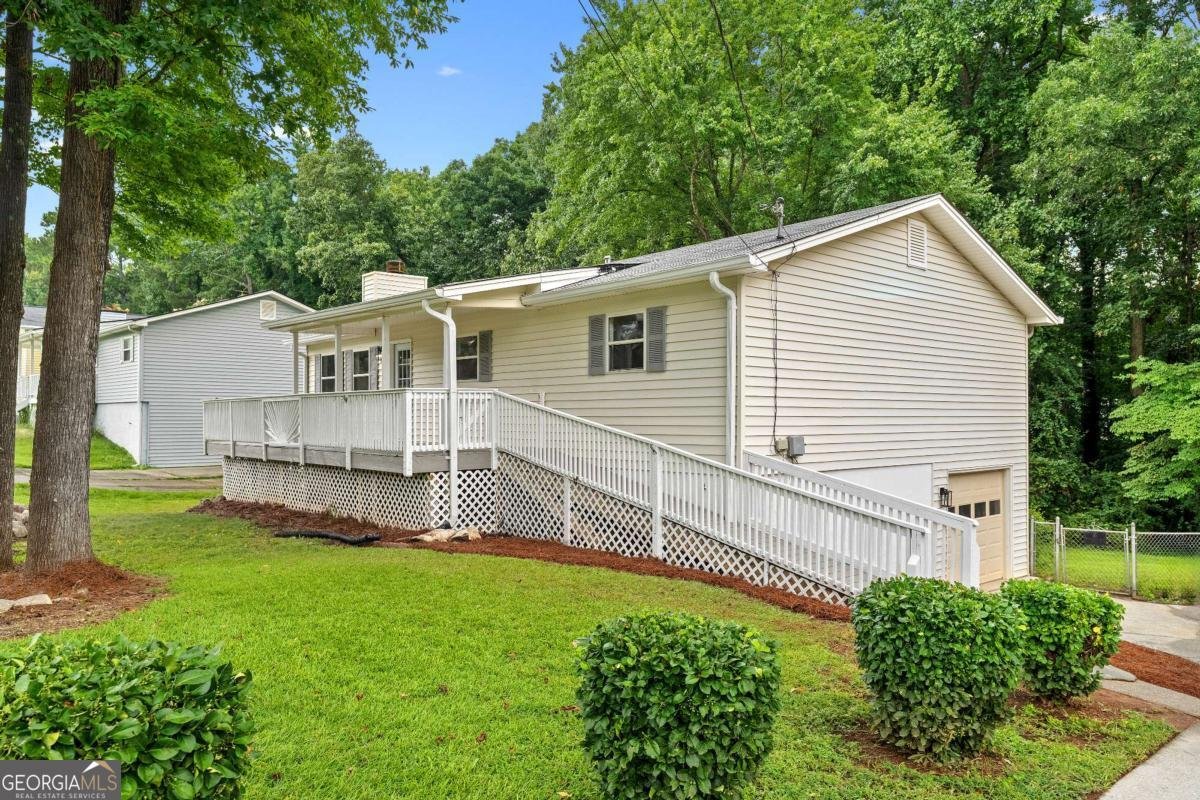 106 Caldwell Road Lawrenceville - main photo