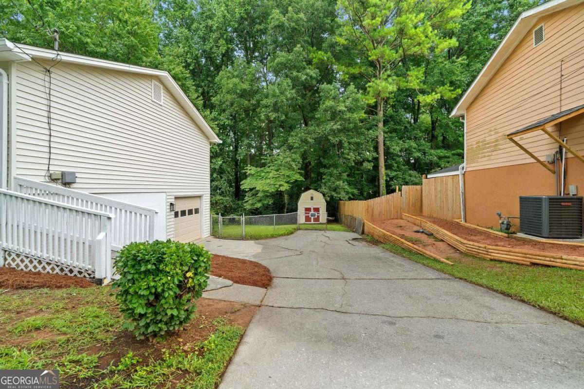 106 Caldwell Road Lawrenceville - Photo 6