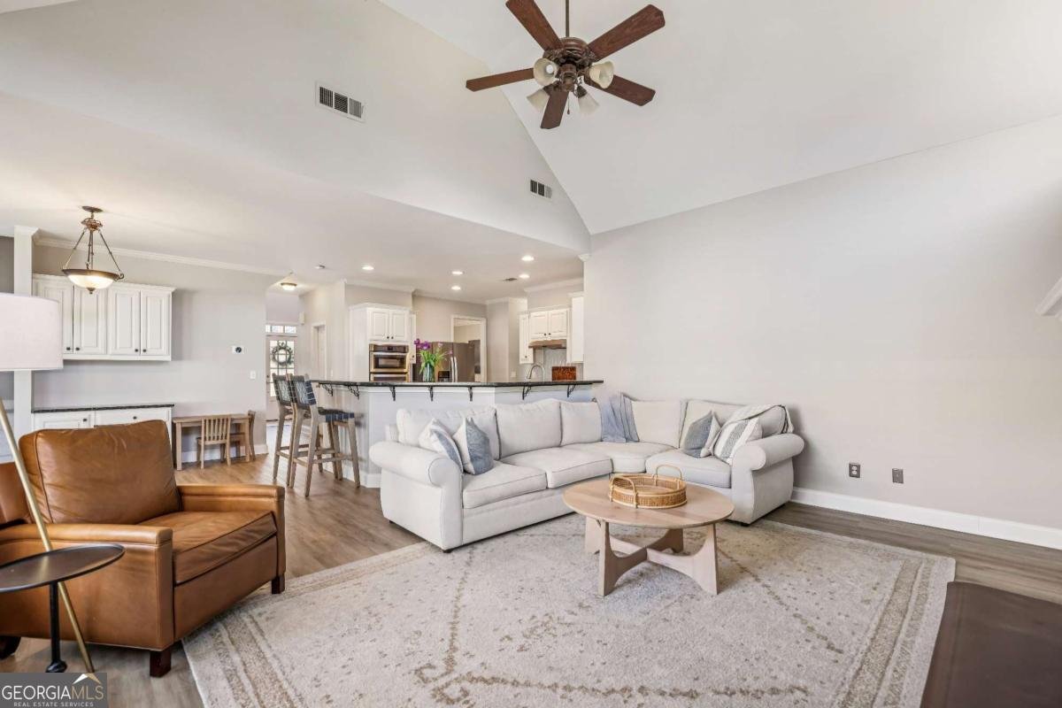 300 Crown Vetch Lane Alpharetta - Photo 9