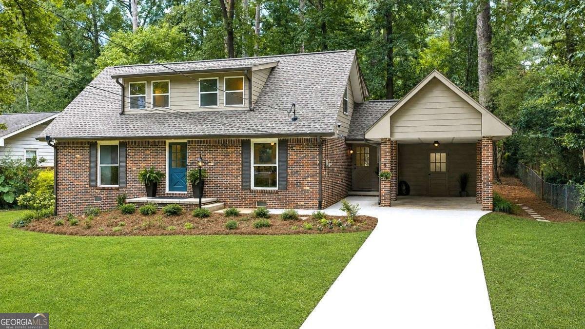 1303 Faraday Place Decatur - main photo