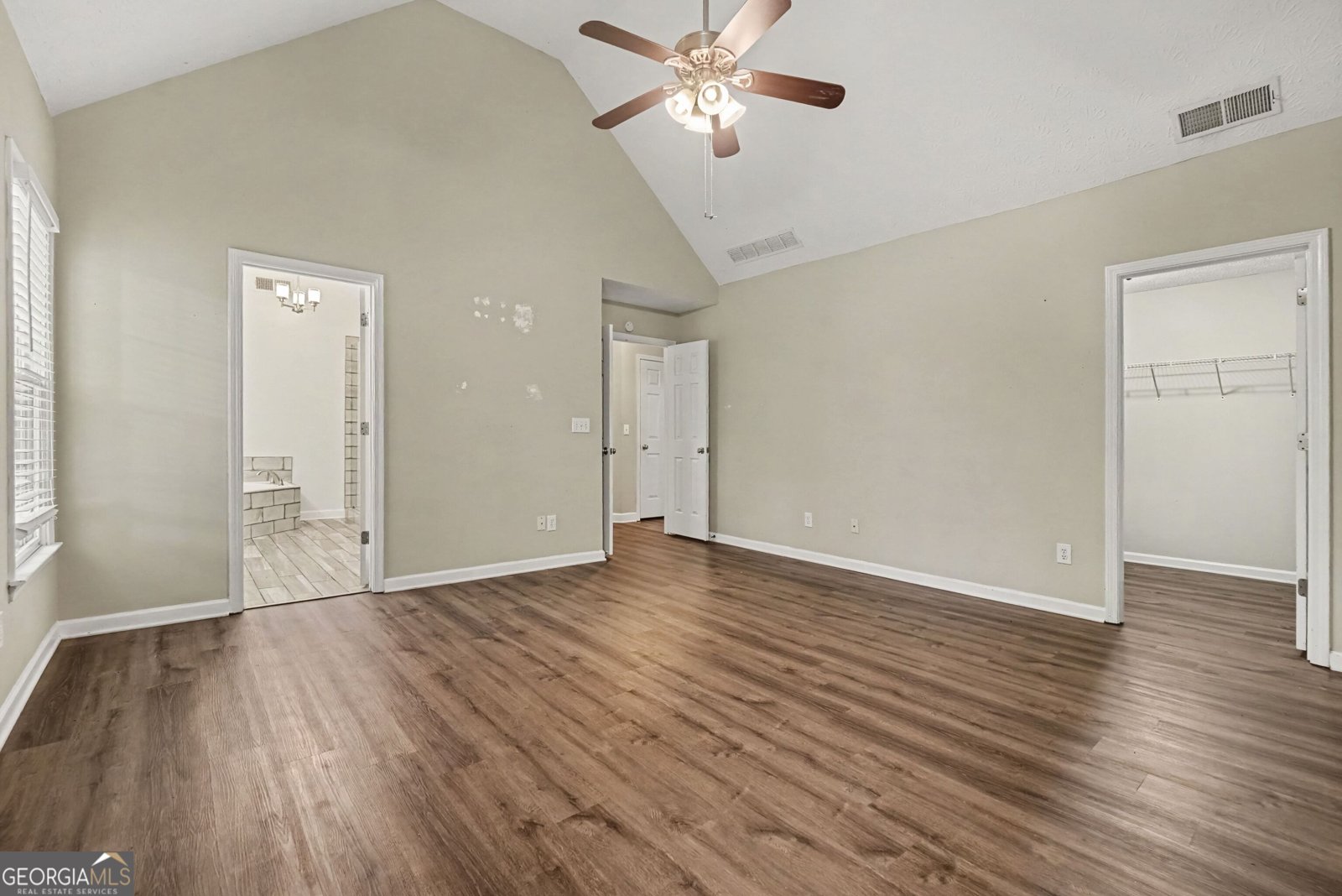 213 Powers Court Woodstock - Photo 13