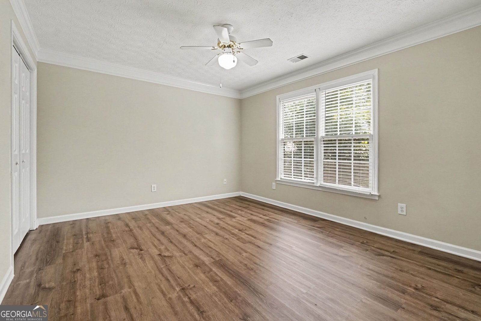 213 Powers Court Woodstock - Photo 16
