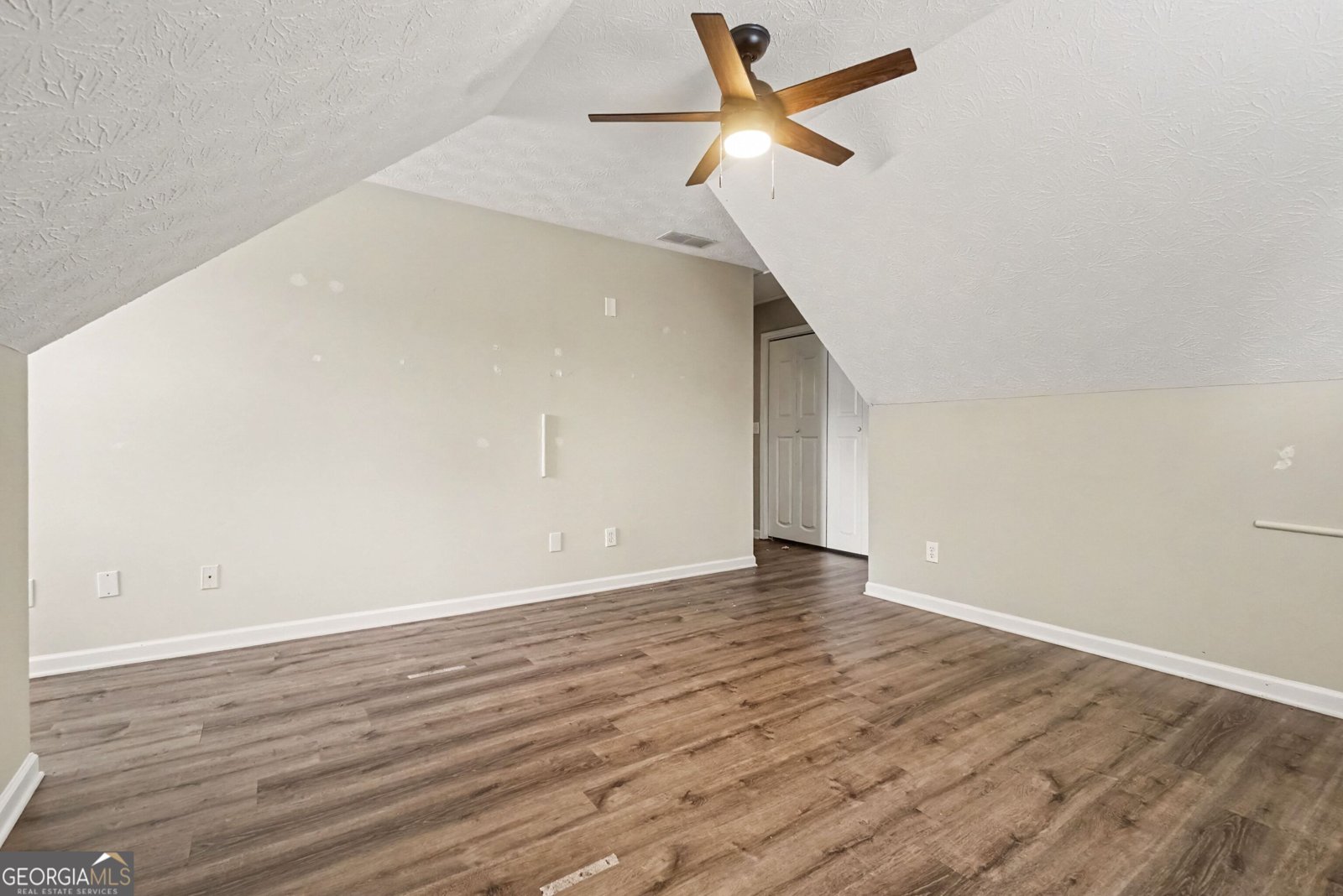 213 Powers Court Woodstock - Photo 22