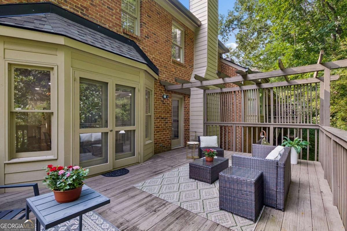 440 Greenlaurel Drive Sandy Springs - Photo 32