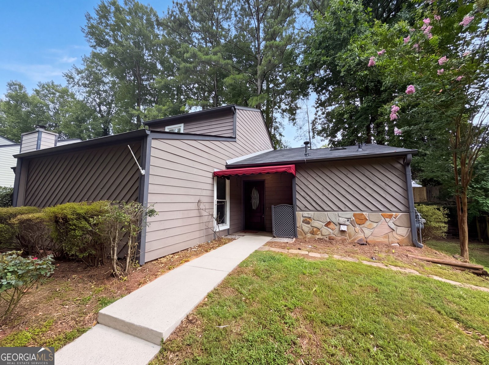 282 Toweridge Drive Marietta - main photo