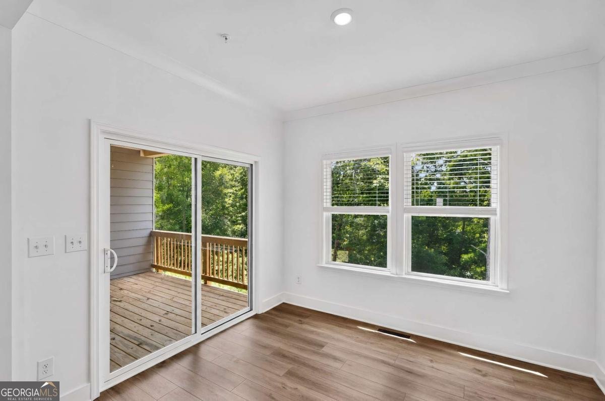 452 Brodie Drive Woodstock - Photo 9